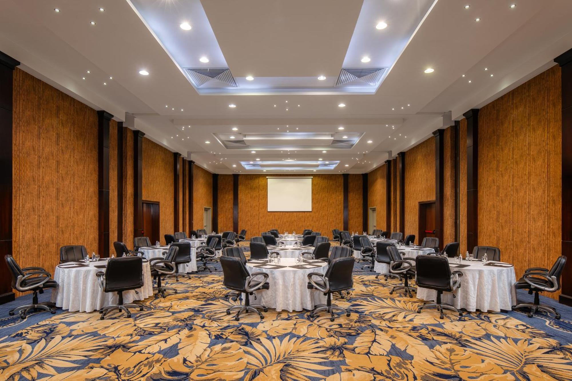 Intercontinental Taif By Ihg Hotel Kültér fotó